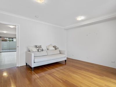 3 / 2 First Avenue, Applecross