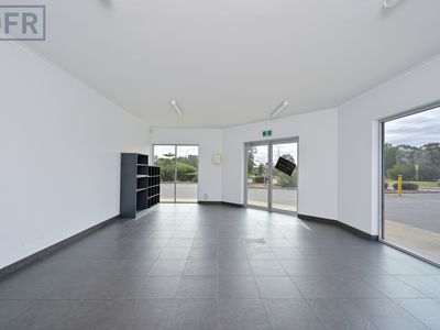 2 / 1 Merino Entrance, Cockburn Central