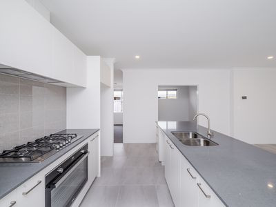 4 Malurus Way, Wellard