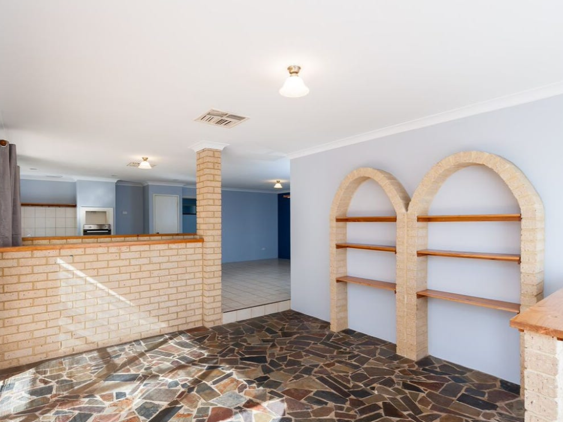 5 Lyndon Court, Heathridge