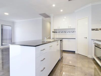 8-19 Malibu Road , Safety Bay