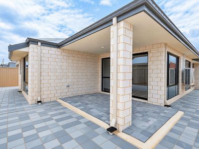 66 Destino Loop, Southern River