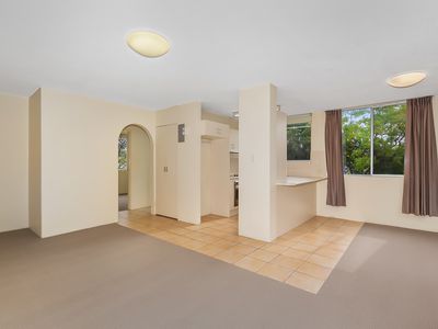 2 / 42 Lang Parade, Auchenflower