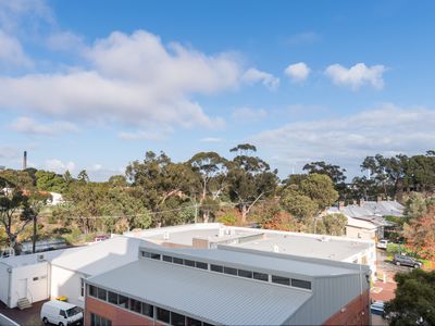 89 / 172 Railway Parade, West Leederville