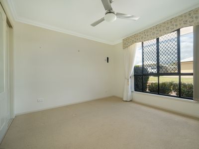 1 / 29 Wigan Avenue, Highfields