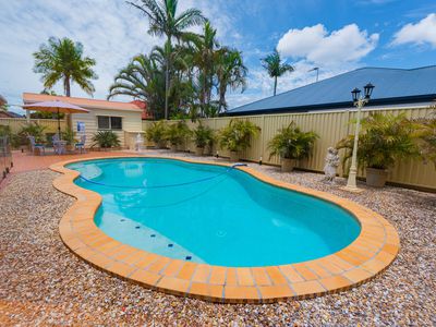 28 Kalowendha Avenue, Pelican Waters