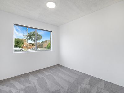 1 / 3 King Street, Crestwood