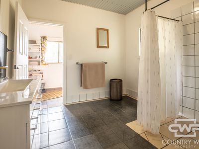 52 Severn Street, Deepwater