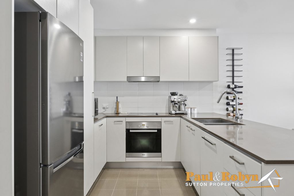 27 / 71 Giles Street, Kingston