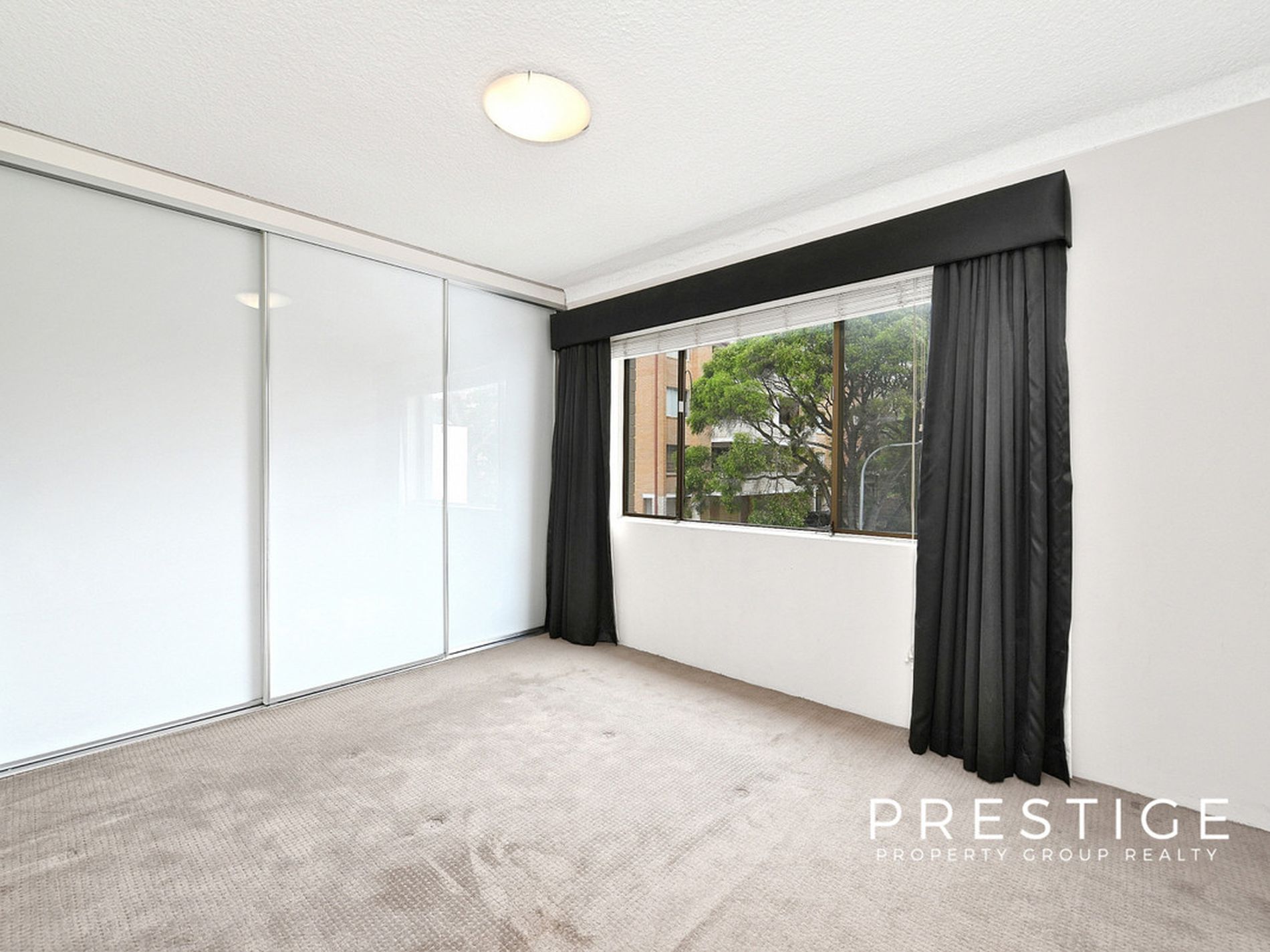 4 / 33-37 Burrows Street, Arncliffe