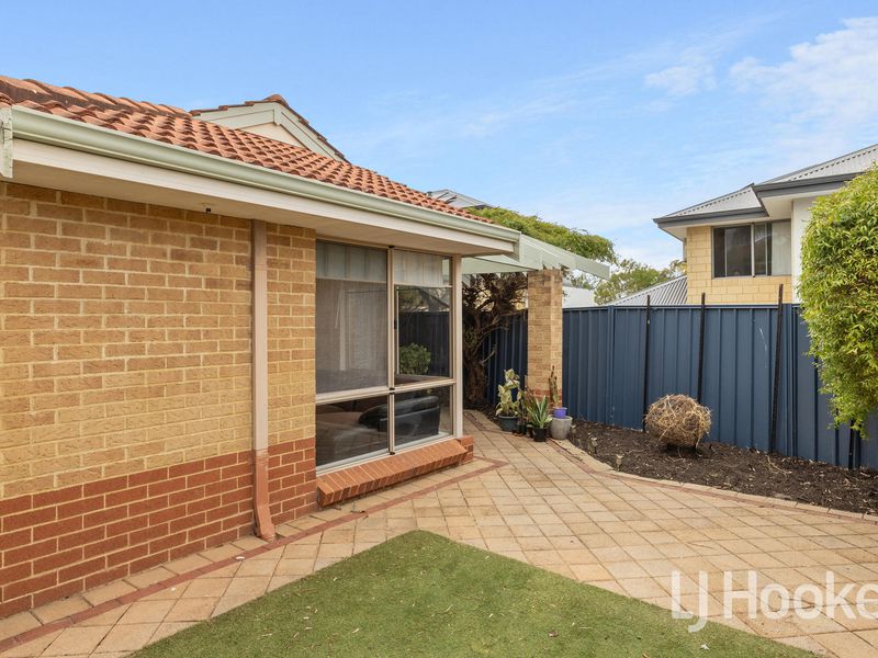 2 Stannard Street, St James
