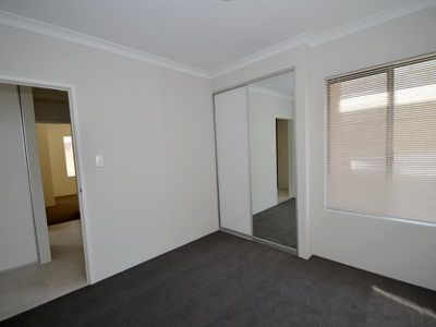 2 / 203 William Street, Beckenham