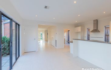84 Fieldstone Boulevard, Beaconsfield