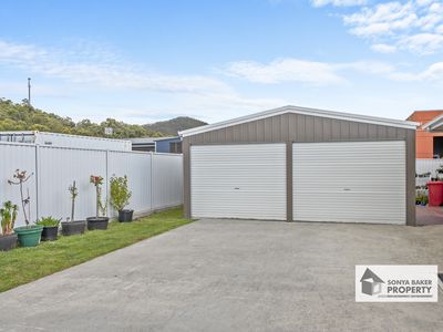 12 Serrata Crescent, Sisters Beach