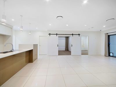 6 Banner Court, Branyan