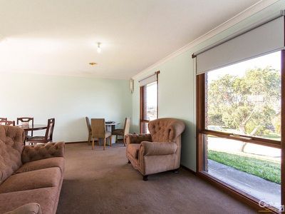 35 Lesley Drive, Hampton Park