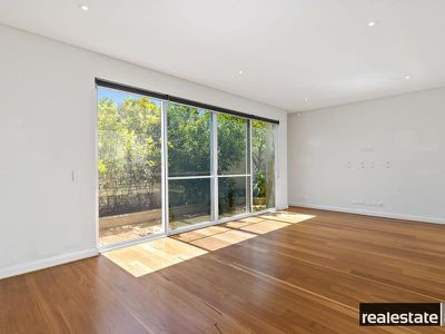 18 / 12 Sonnet Close, Woodlands