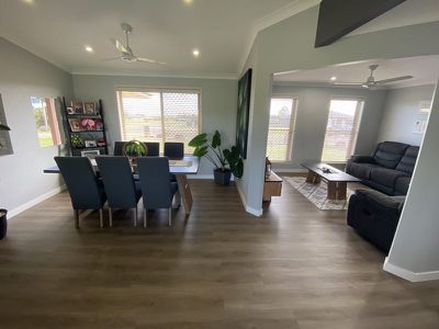 74-76 Rosella Parade, Kingaroy