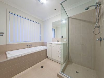 10 Foxwood Cct, Wakerley