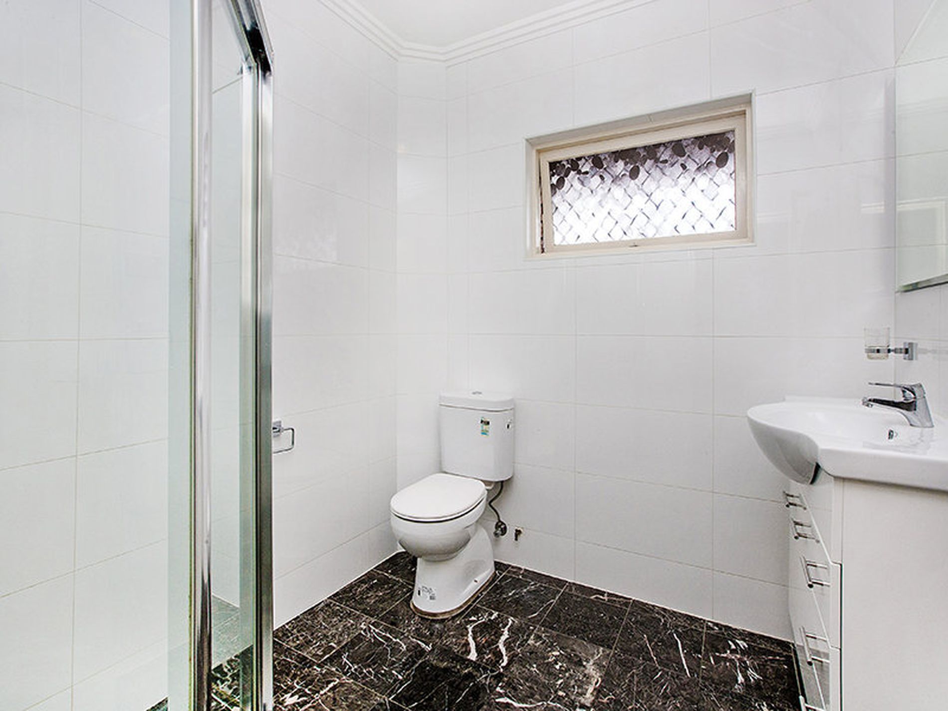 9 / 2 Shadforth Street, Wiley Park