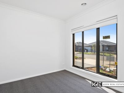 10 Riverside Concourse, Cobblebank