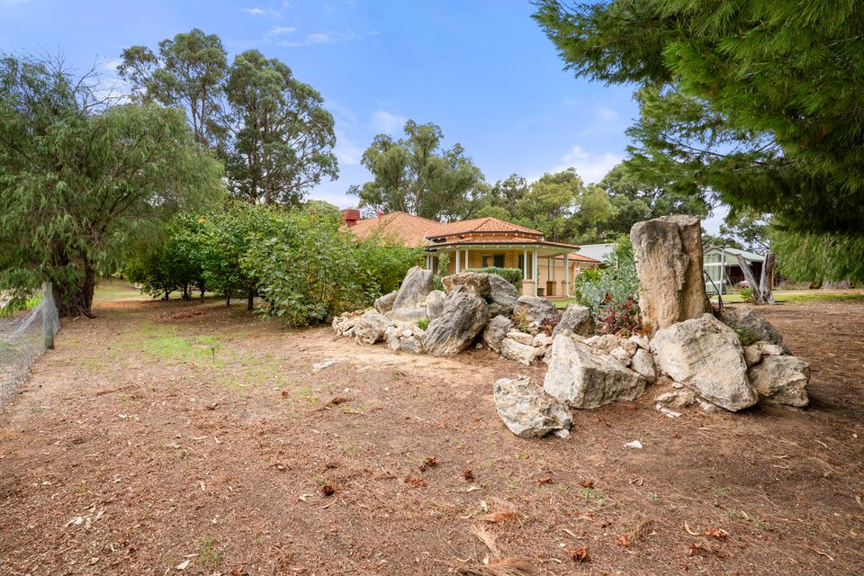 27 OAK WAY, Baldivis