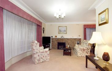 42 Whiteside Road, Officer
