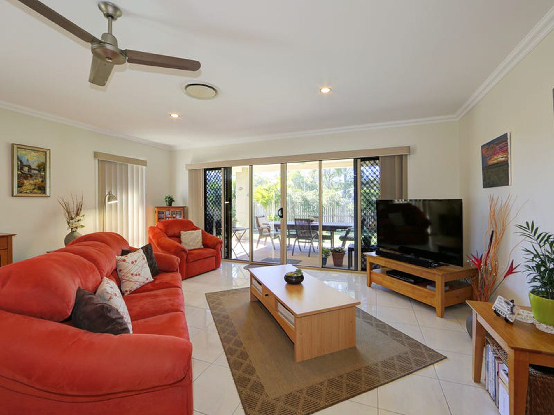 12 Honeyeater Ct, Woodgate