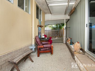 9 Tweedland Crescent, Beenleigh