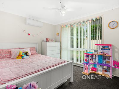 50 Ritchie Crescent, Horsley