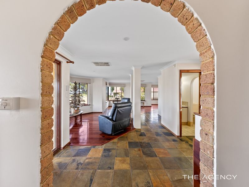 2 Priam Road, Silver Sands