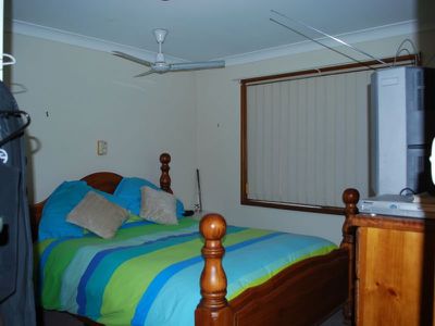 6 Howell Avenue, Kanahooka