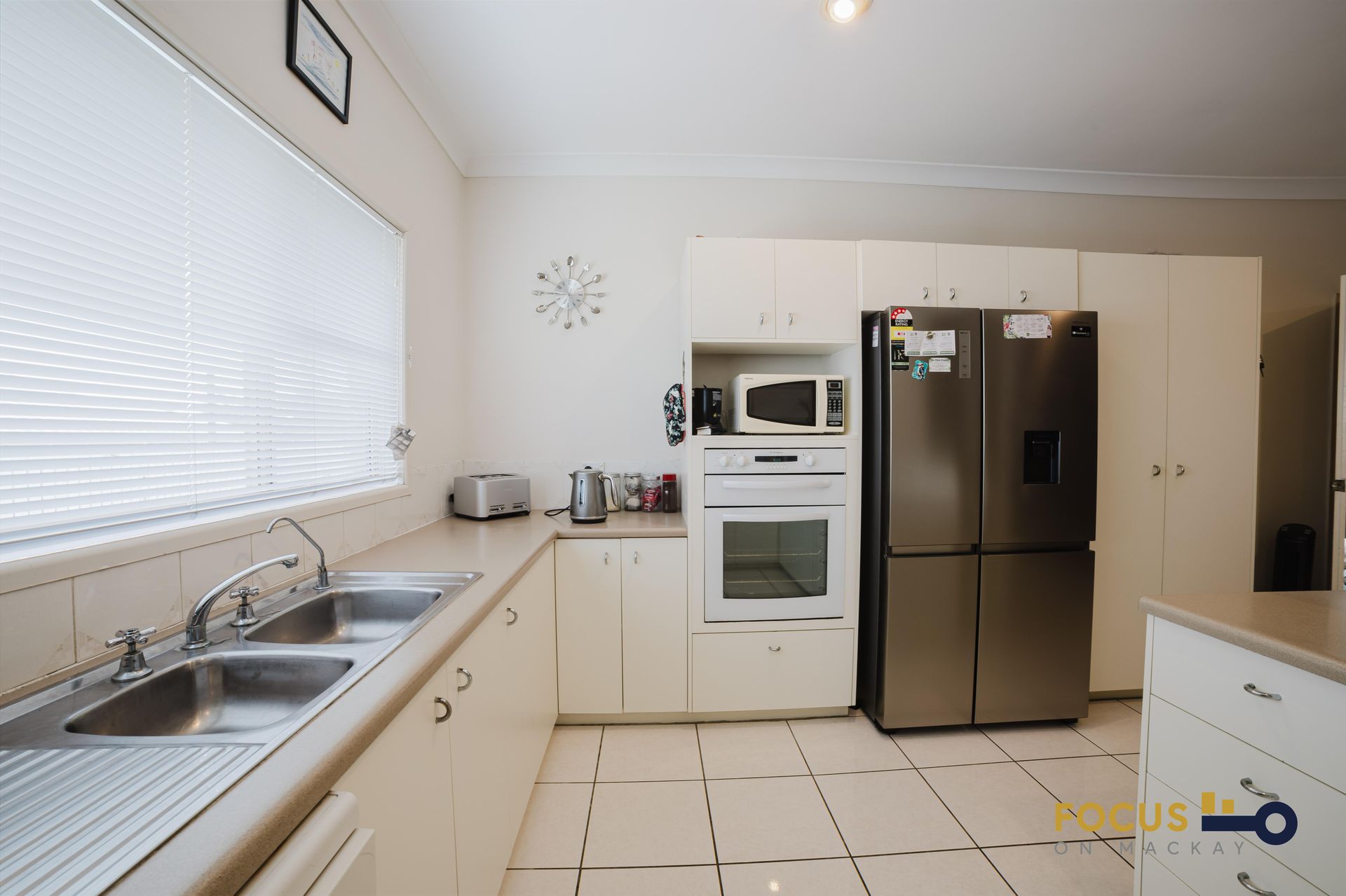 26 Bradman Drive, Glenella