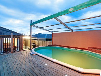 10 Chatswood Drive, Narre Warren South
