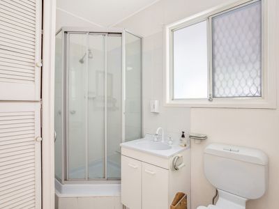 7 Lauretta Avenue, Springwood