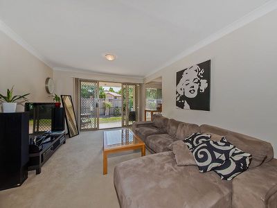 6/27 Epala St, Carina