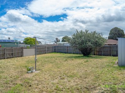 4 Felstead Avenue, Horsham