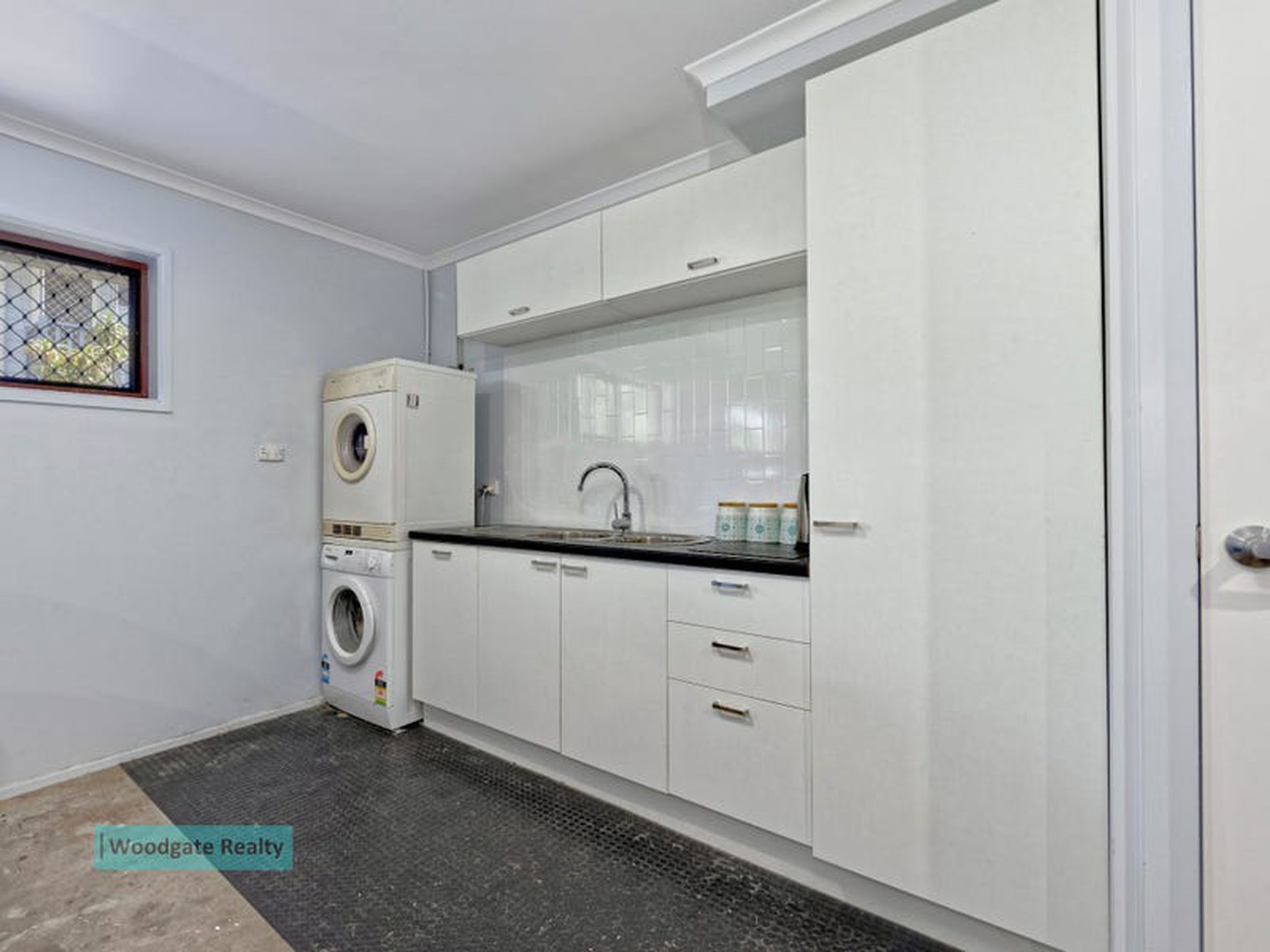 16 Tailor St, Woodgate