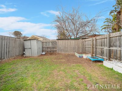1 / 288 Greaves Street North, Werribee
