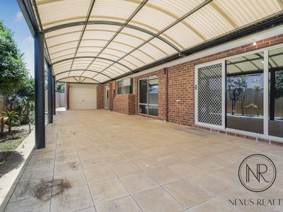 70 Golf Links Drive, Carramar