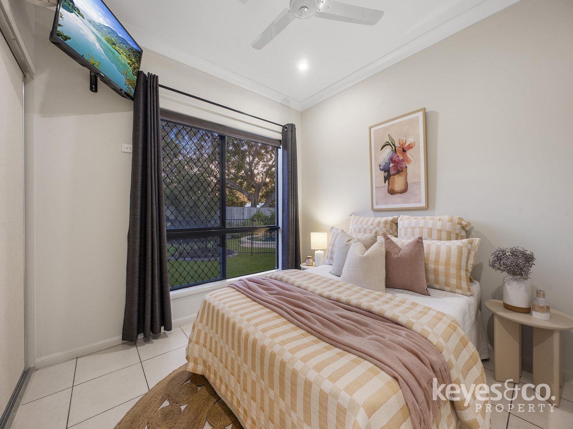 15 Greentree Circuit, Bushland Beach