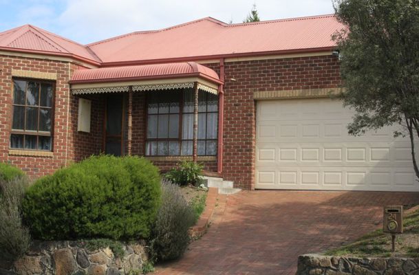 24 Knight Crescent, Roxburgh Park