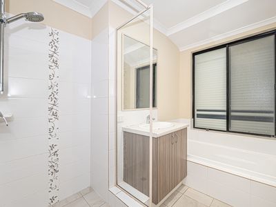 9 Rouse Lane, Byford