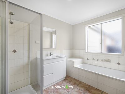 54 Cornwell Crescent, Cranbourne East