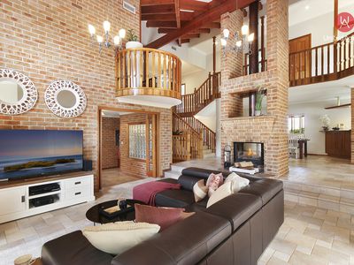 44 Richard Crescent, Cecil Hills