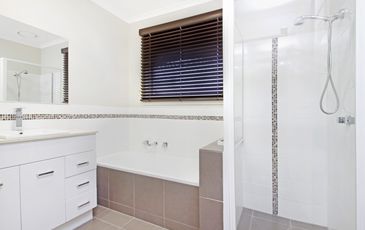 15 Harpfield Road, Beaconsfield Upper