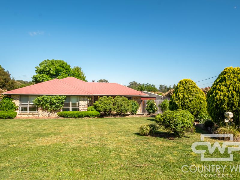 14 Cramsie Crescent, Glen Innes