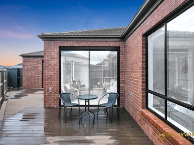 4 Chutney Street, Manor Lakes