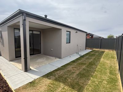 10 Goldfinch Road, Winter Valley