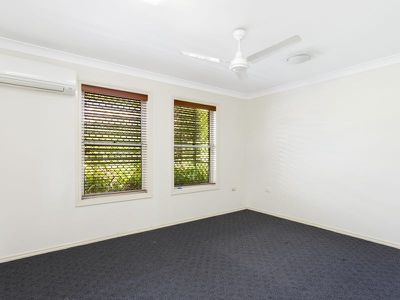 15 / 70 Delfin Drive, Macgregor